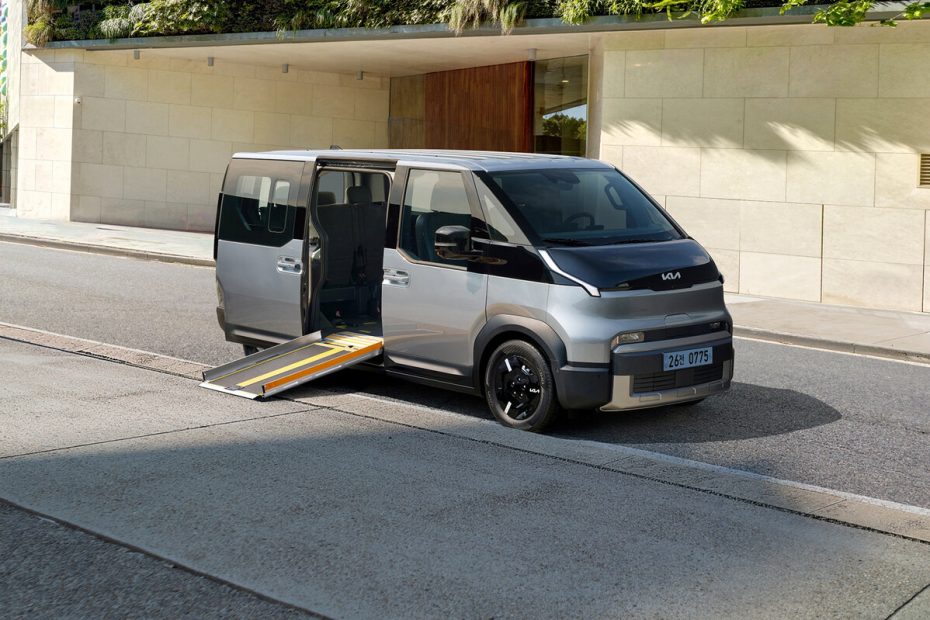 KIA PV5 WAV Side Entry
